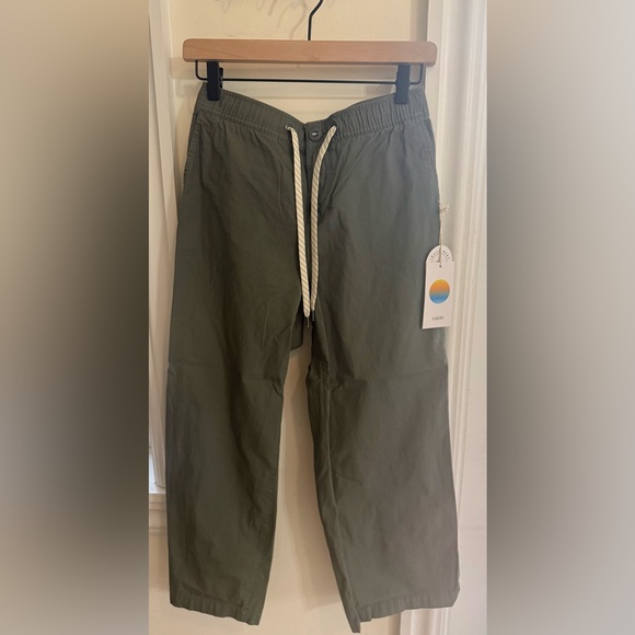 Vuori Pants - Vuori Olive Green Pants with Tag